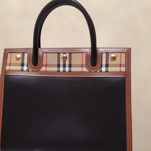 Burberry Medium Vintage Check Title Tote Bag